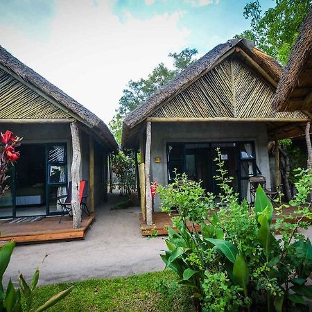 African Excursions Guest House Khwai Екстер'єр фото