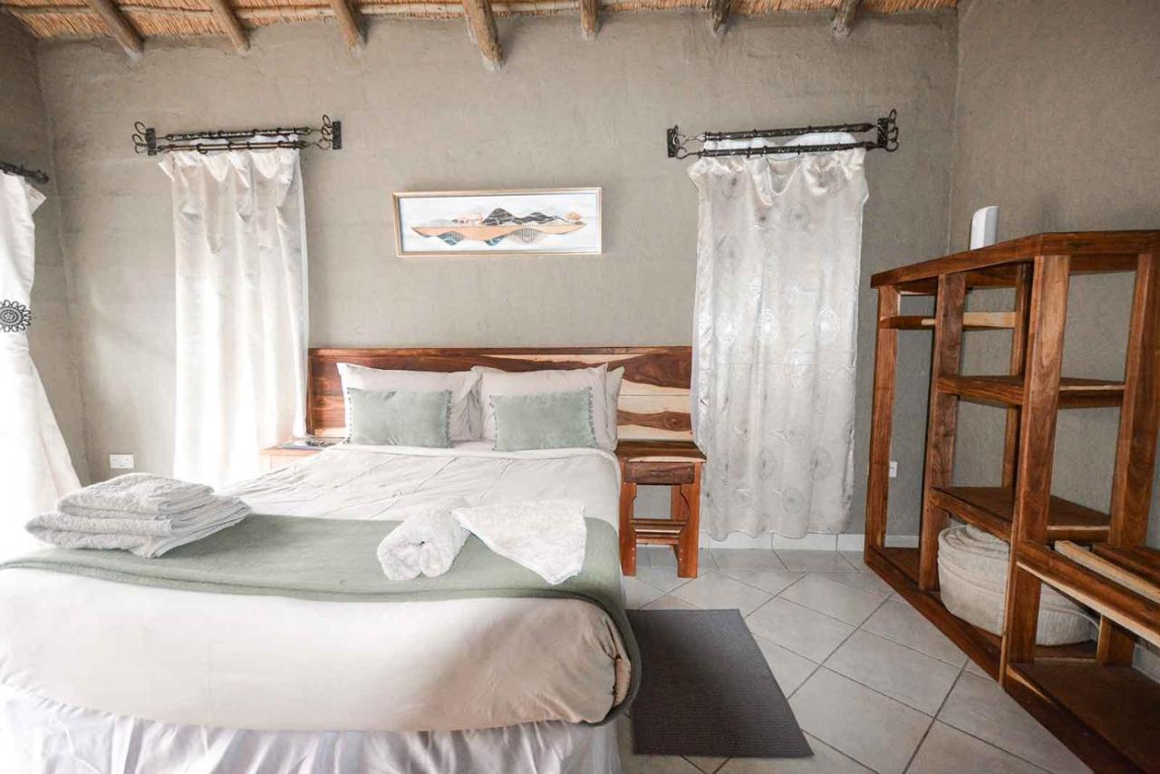 African Excursions Guest House Khwai Екстер'єр фото