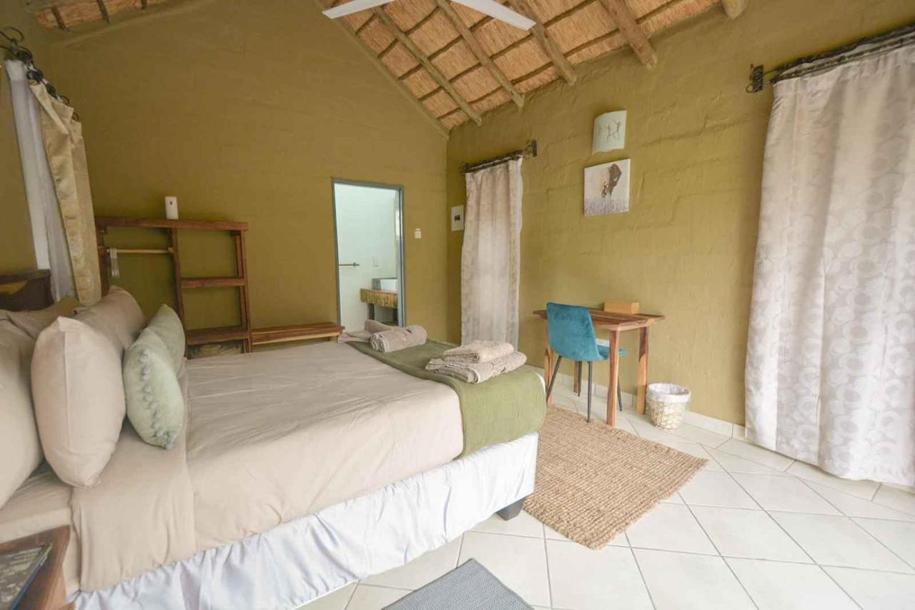 African Excursions Guest House Khwai Екстер'єр фото