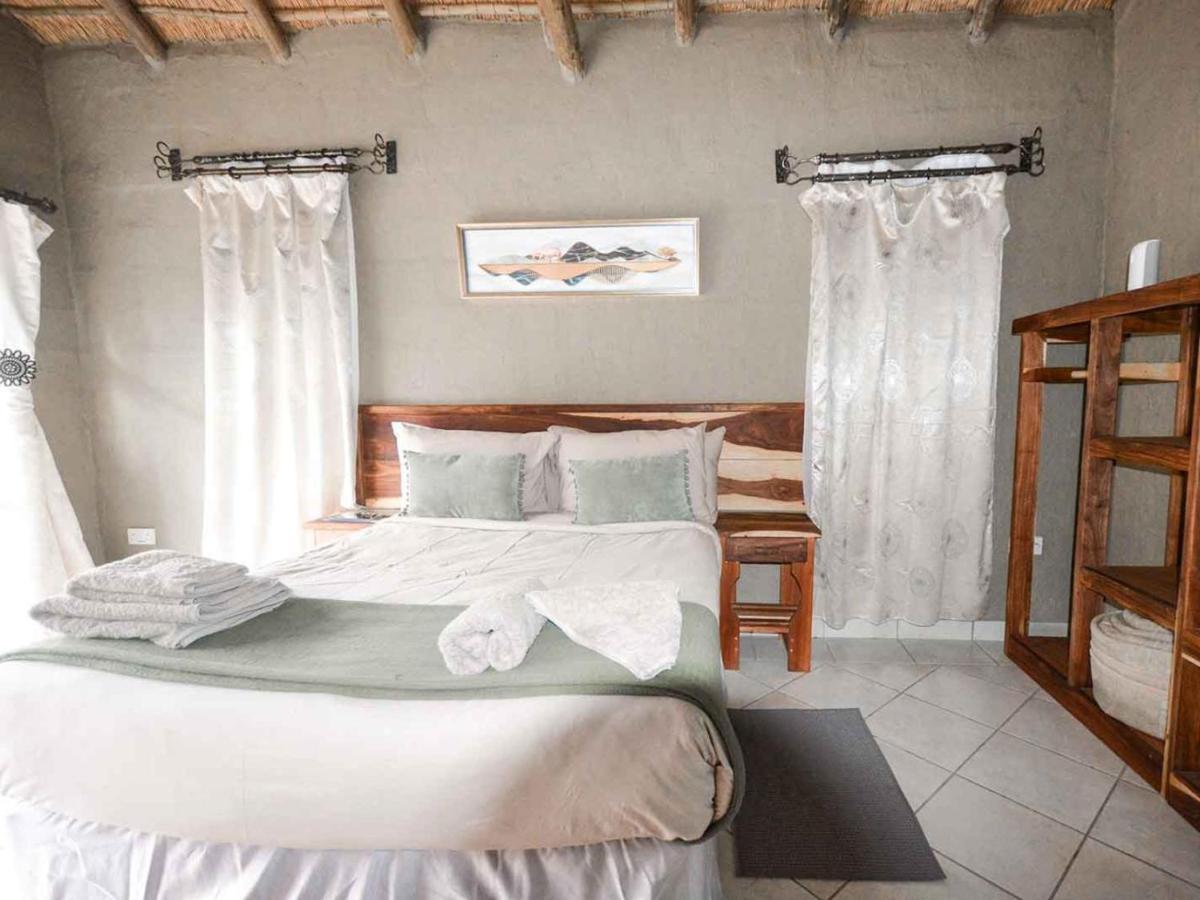 African Excursions Guest House Khwai Екстер'єр фото